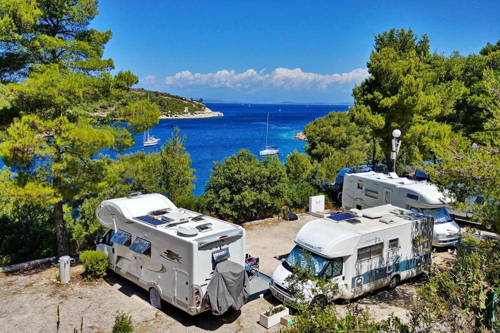 Kamp Vira Mobile Homes Park za odmor 4*